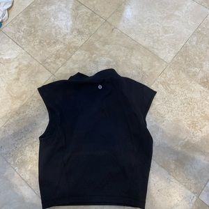 Lululemon crop top